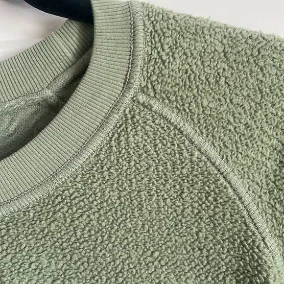 Ziggy sweatshirt. Inside out, cotton fleece bracelet sleeve shrunken crew. NWT. - Picture 5 of 7